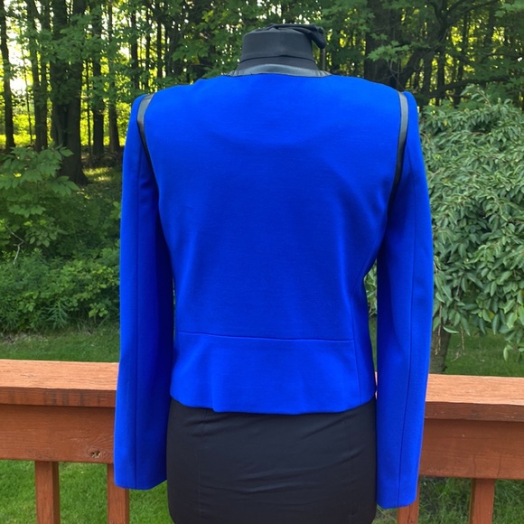 Vince Camuto blue faux leather trim, Excellent Condition, measurements below - Picture 3 of 10